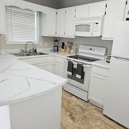 Close To The Beach And Attractions! Perfect For Families Or Traveling Nurses! Wilmington Extérieur photo