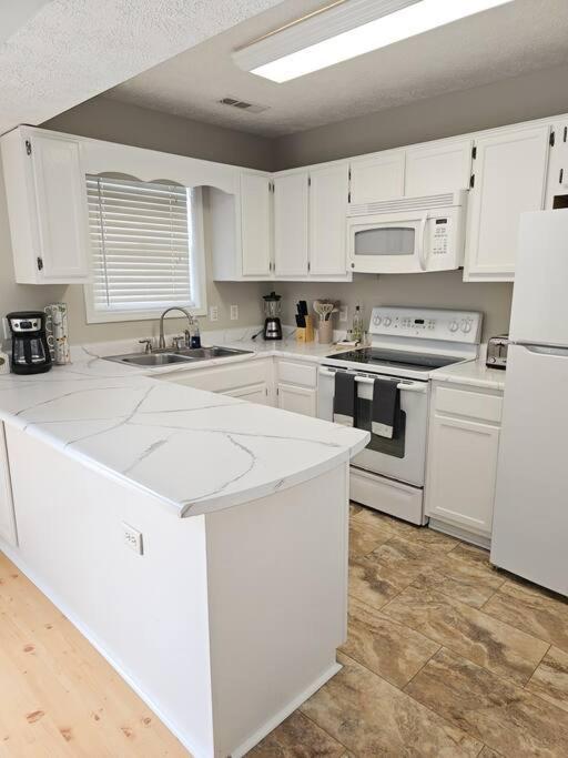 Ferienhaus Close To The And Attractions! Perfect For Families Or Traveling Nurses! Wilmington